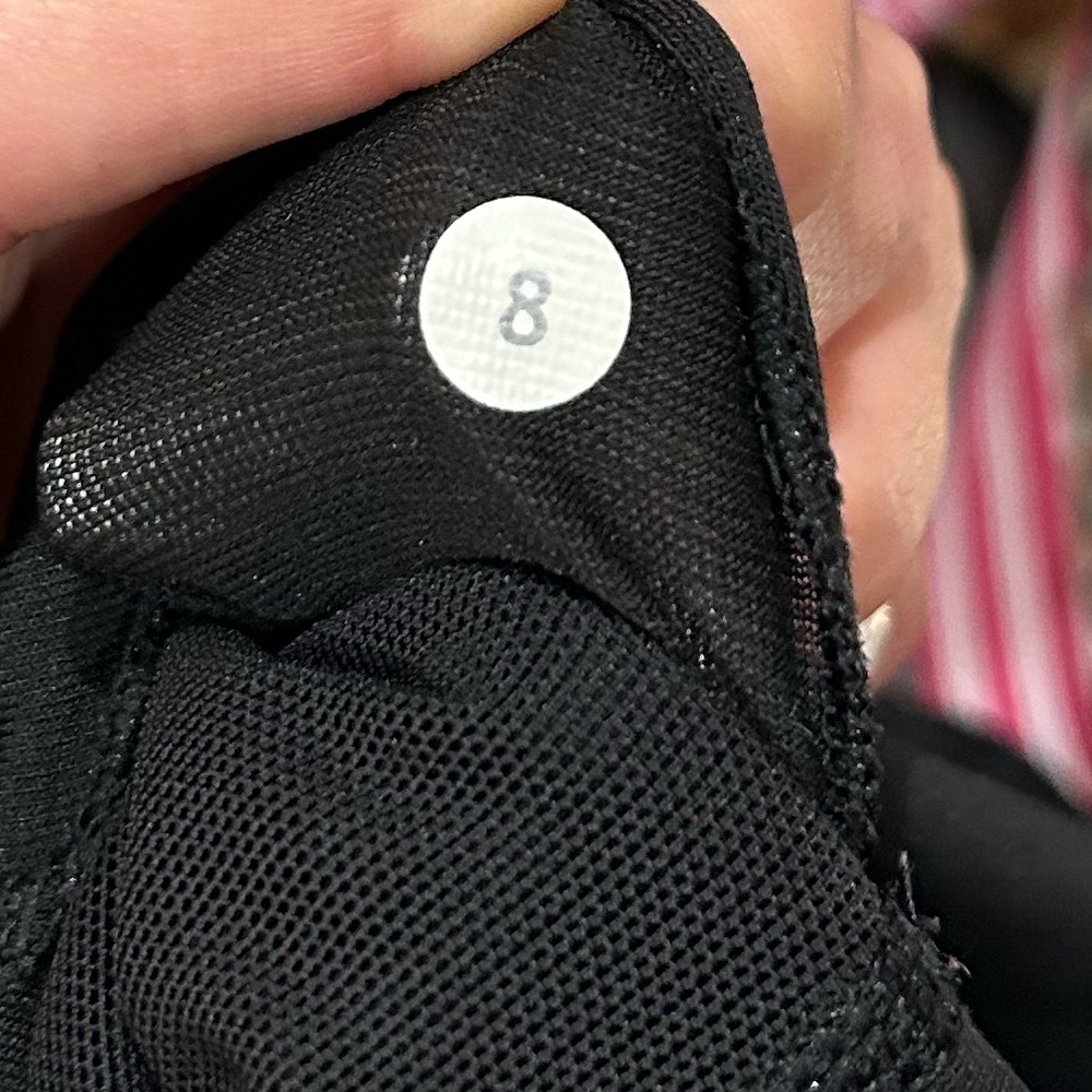 black lululemon bra - Picture 3 of 3